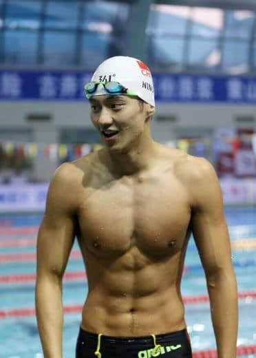 天菜等级的奥运游泳选手宁泽涛宣布退休，留下粉丝心中的一池春水 -14