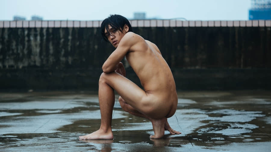 摄影师Kat镜头下的裸身男孩（上）：老派少年与大雨下的裸男 -5