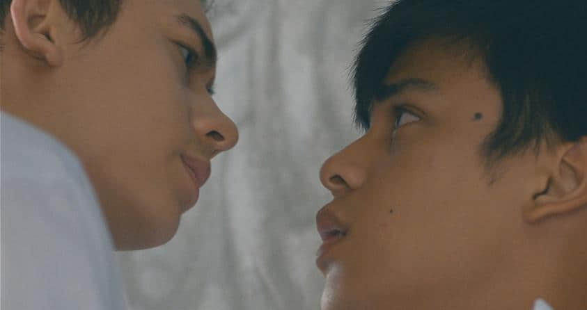 菲律宾男同志电影《酷兄酷弟惹人爱》从友谊中见爱情，鲜肉误入帅气兄弟的陷阱 -1