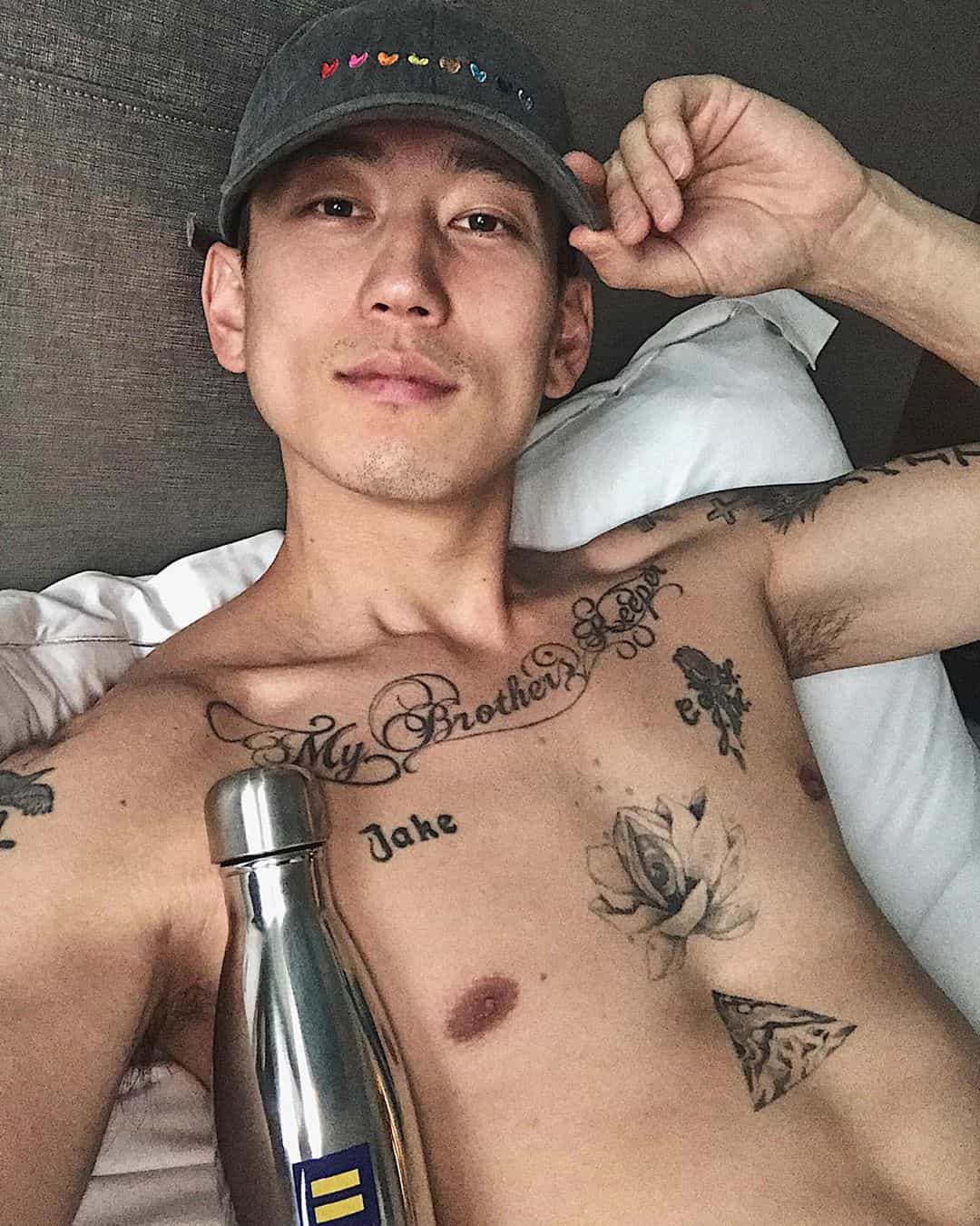 韩裔男同志演员含泪发表动人演说:「还有很多跟我一样的LGBTQ孩子承受着痛苦」-NICEGAY