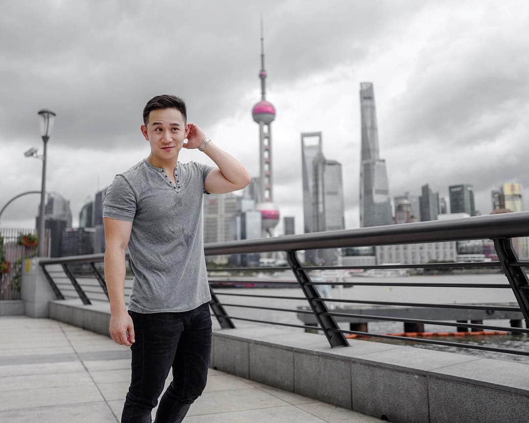 台裔美籍YouTuber小个子帅哥歌手 惊人的歌喉与身材吸引大量粉丝-NICEGAY