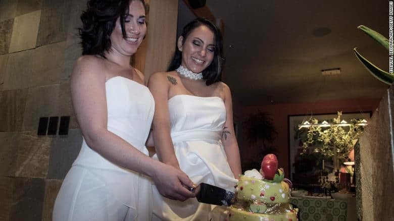 说好的要一起幸福终于到来 中美洲第一！哥斯大黎加同志们可以结婚啦！ -2