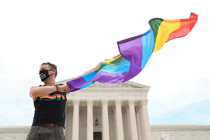 老板注意！美国高等法院裁定：法律应保障LGBT不受职场歧视 -1
