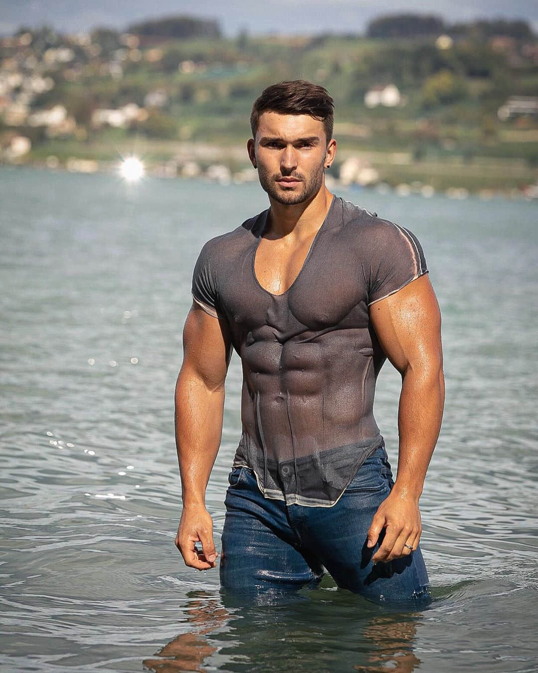 周一赏肌肉｜肌肉炸开衬衫的性感欧洲帅哥：Manuel Guyer -2