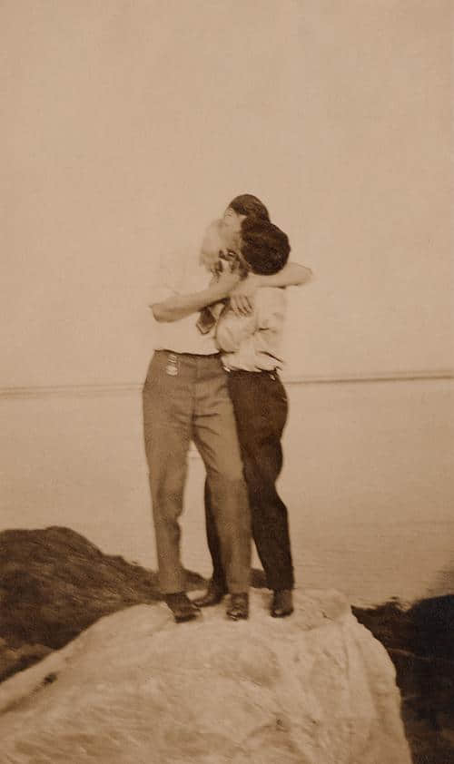 一百年前我们就要晒恩爱！上百张穿越世纪的男男爱情摄影典藏 -3